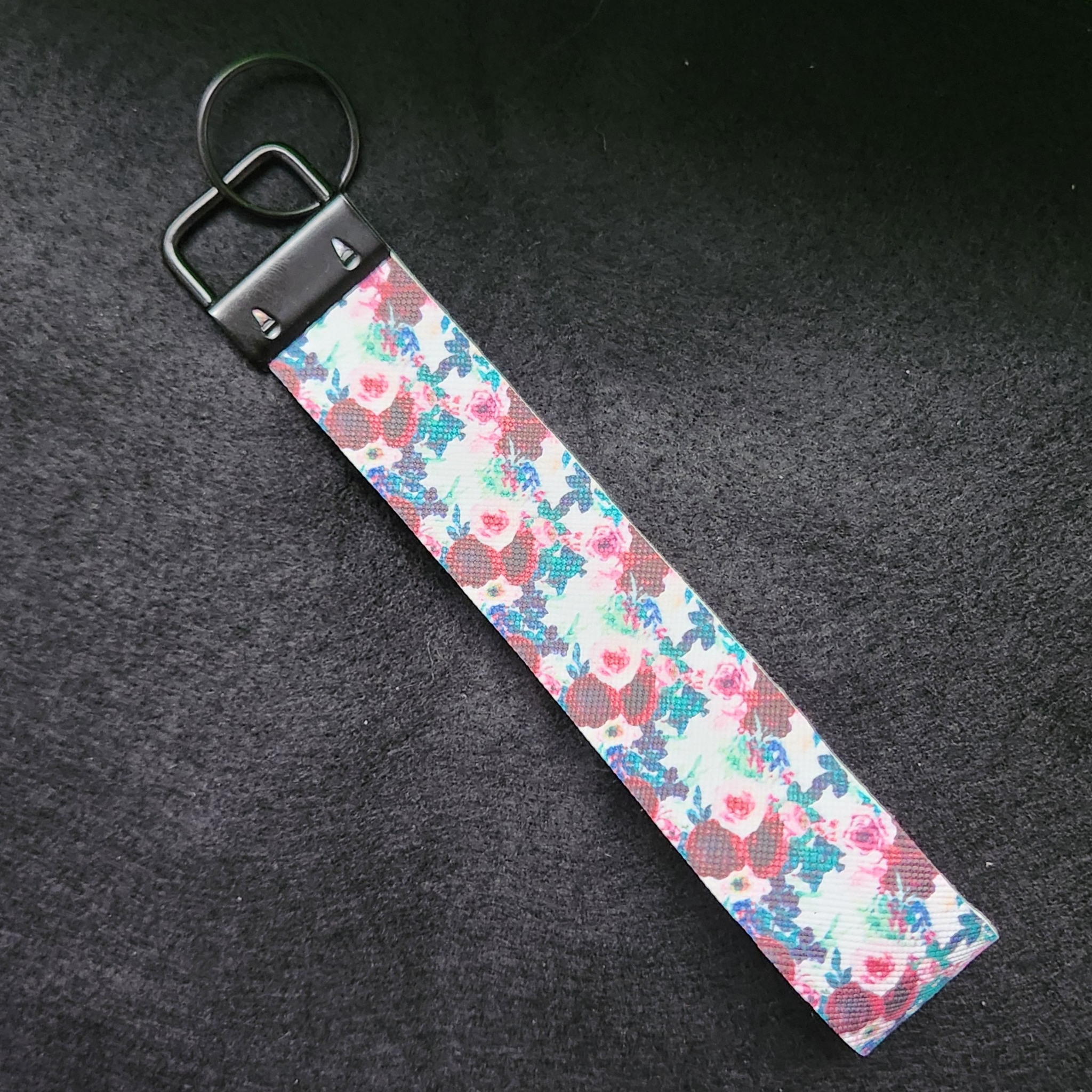 Regal Garden Wristlet (Faux Leather)