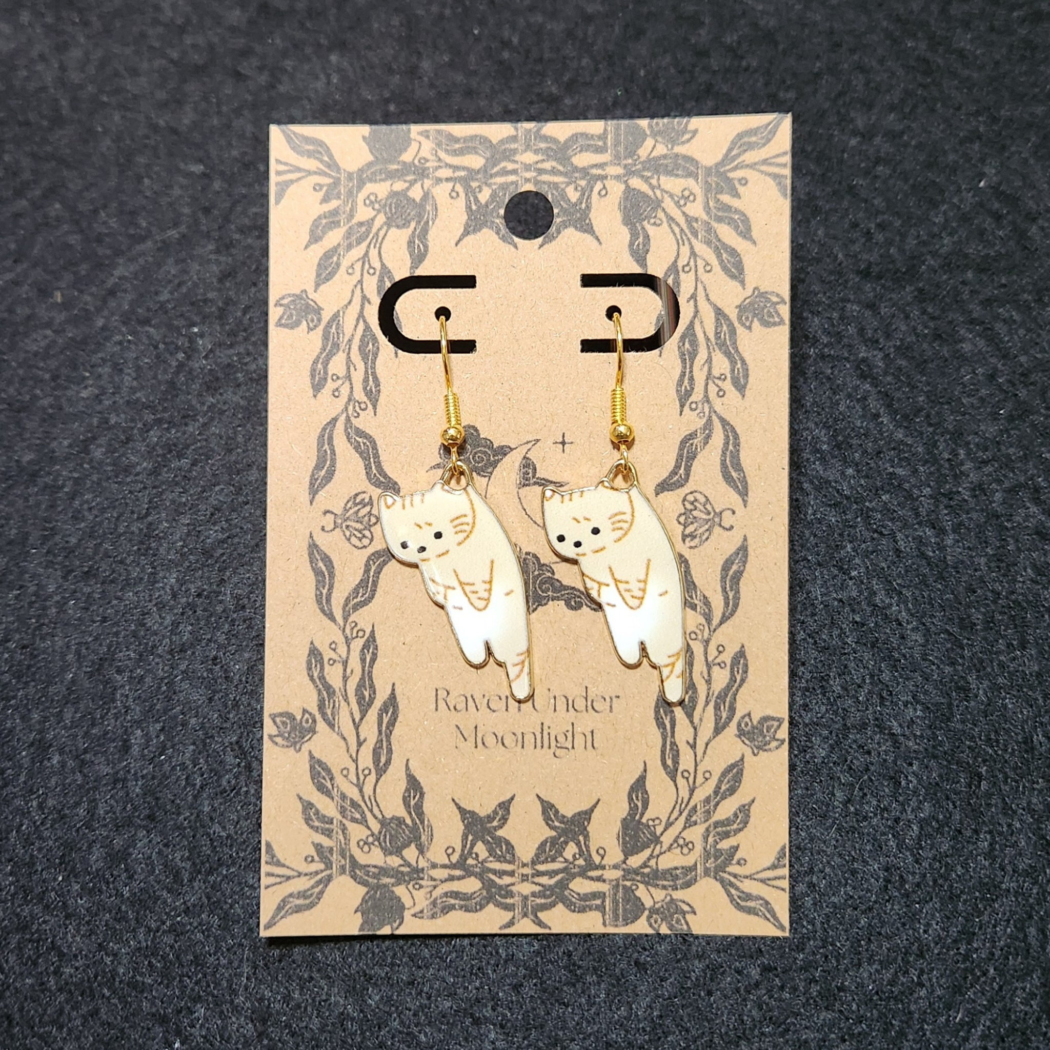 Kitten Dangle (Beige)