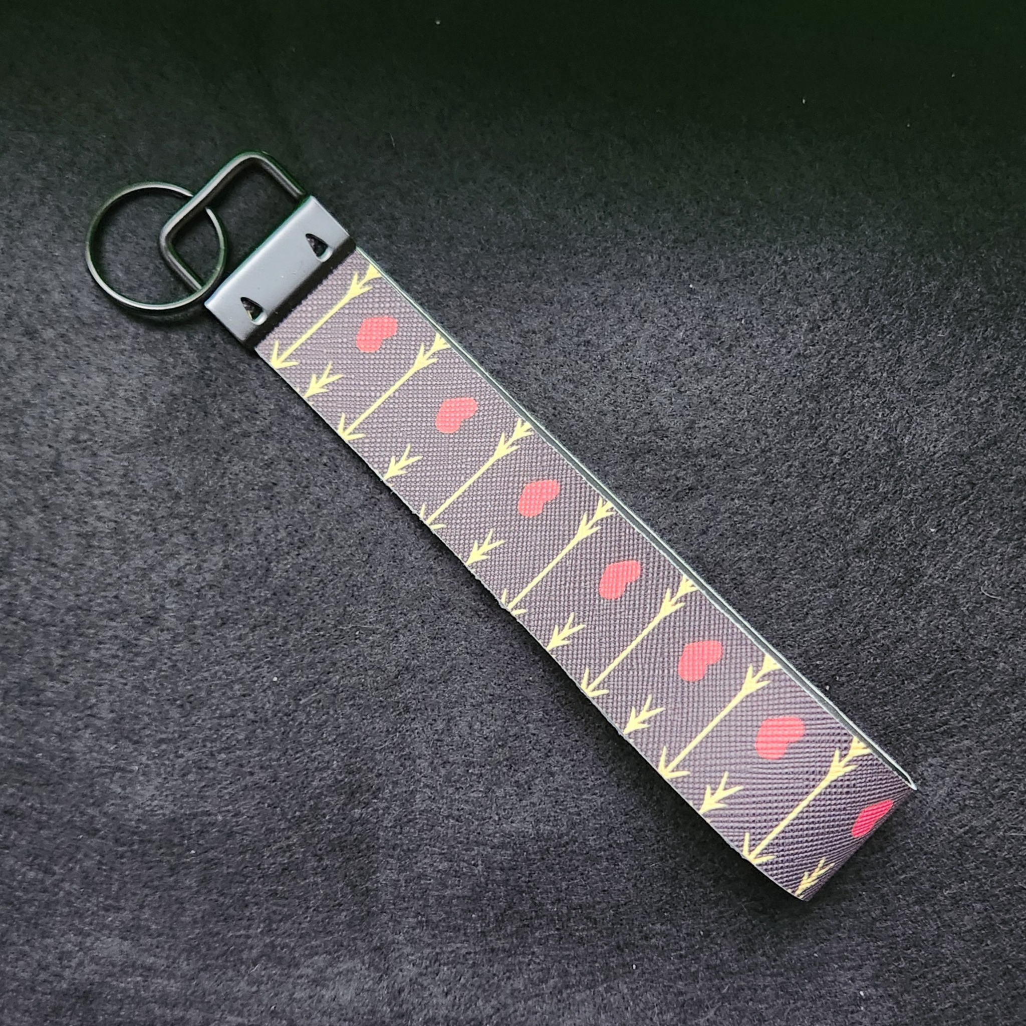Love'n'Arrows Wristlet (Faux Leather)