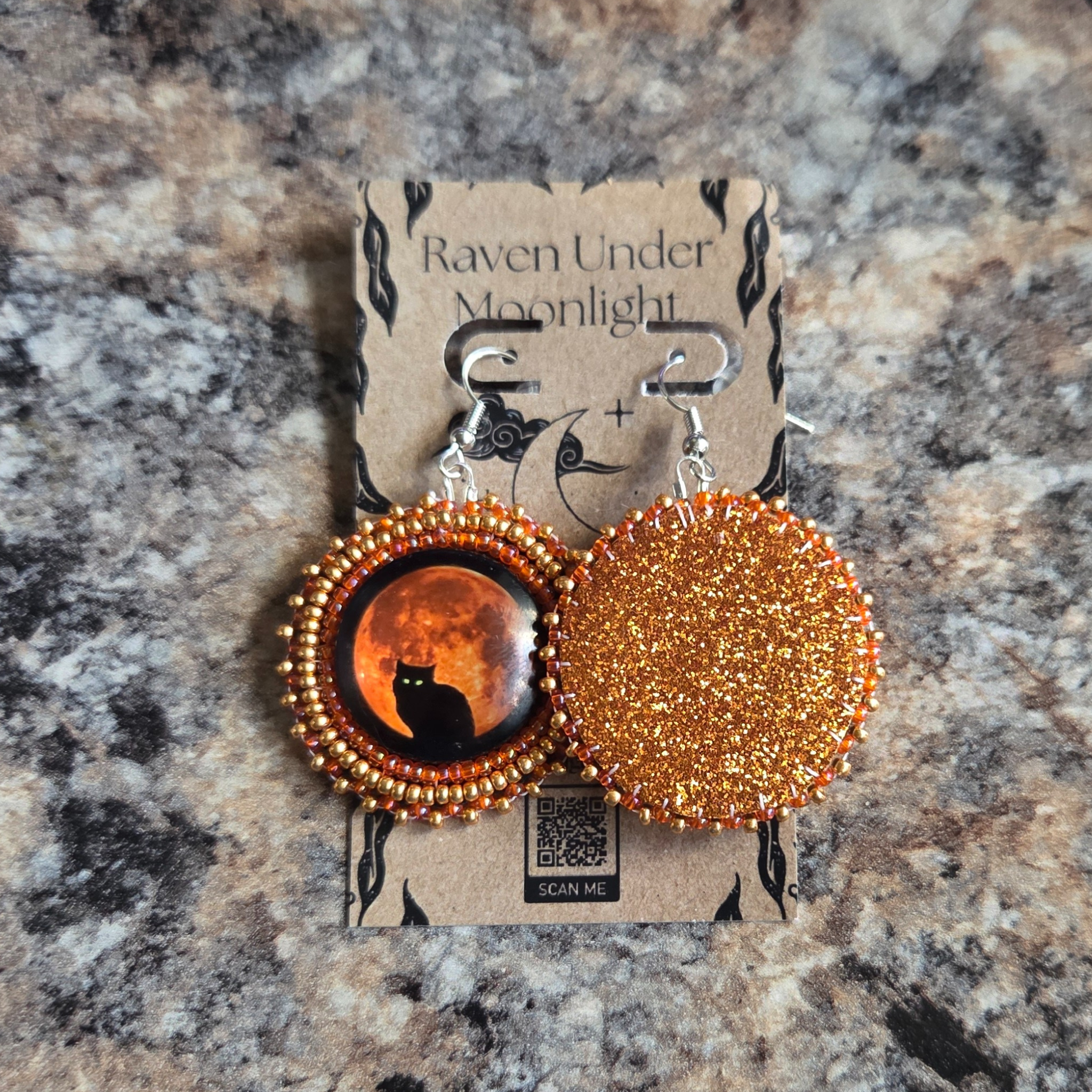 Medium Center Black Cat & Moon - Orange & Gold (Seed Beads)