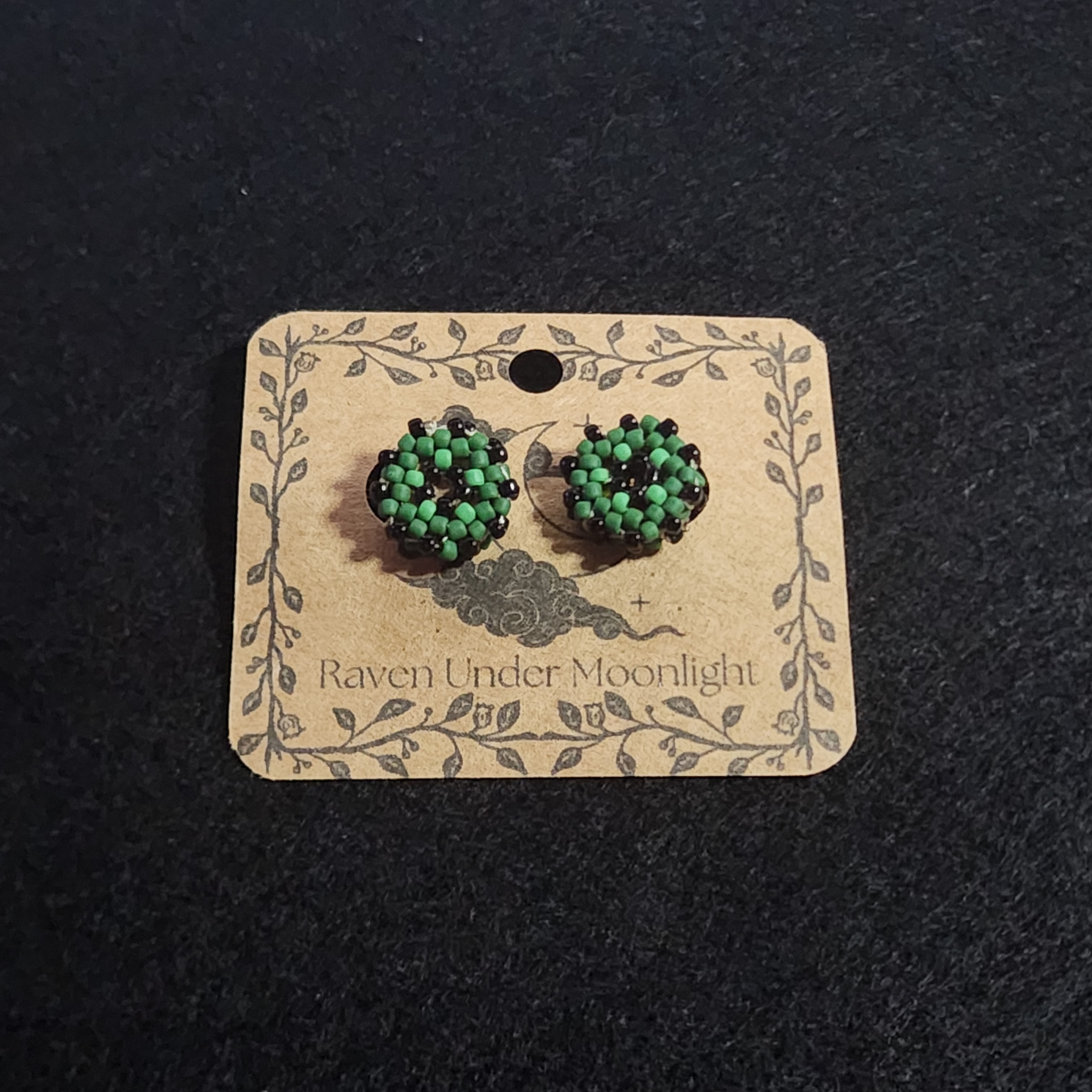 Light Green & Dark Green Stud Set